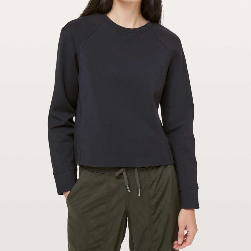 Lululemon On Track Crew Sweatshirt Black Solid Long Sleeve Women's size 6